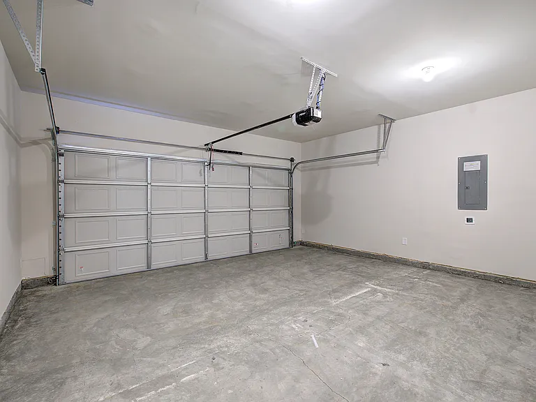 401 Perth Dr — Photo 15