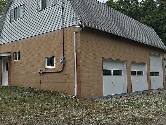 2 story Garage 