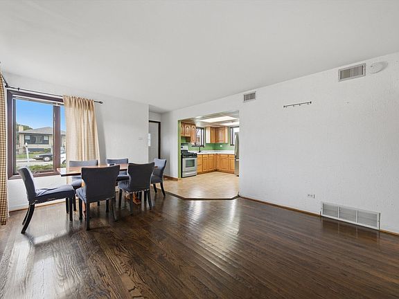 4th image of 6559 W 60th Pl