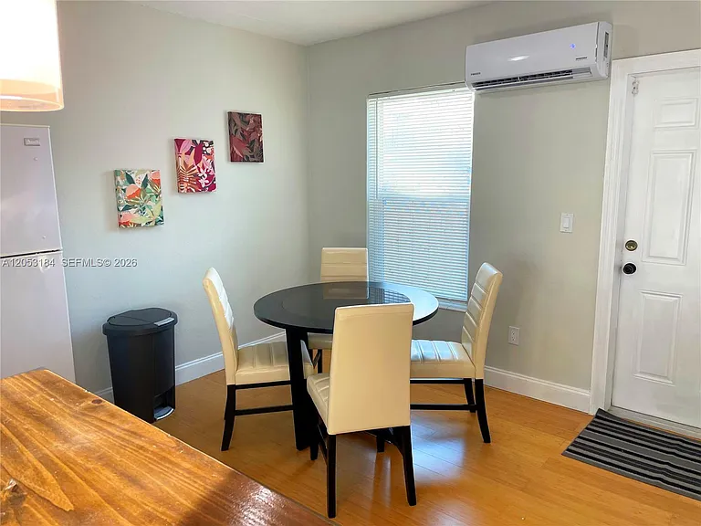 1178 NE 112th St #1 — Photo 7