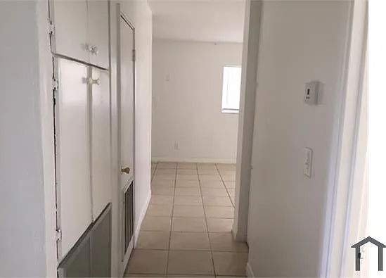 3 bed, 1197 sqft, $2,200 — Photo 4