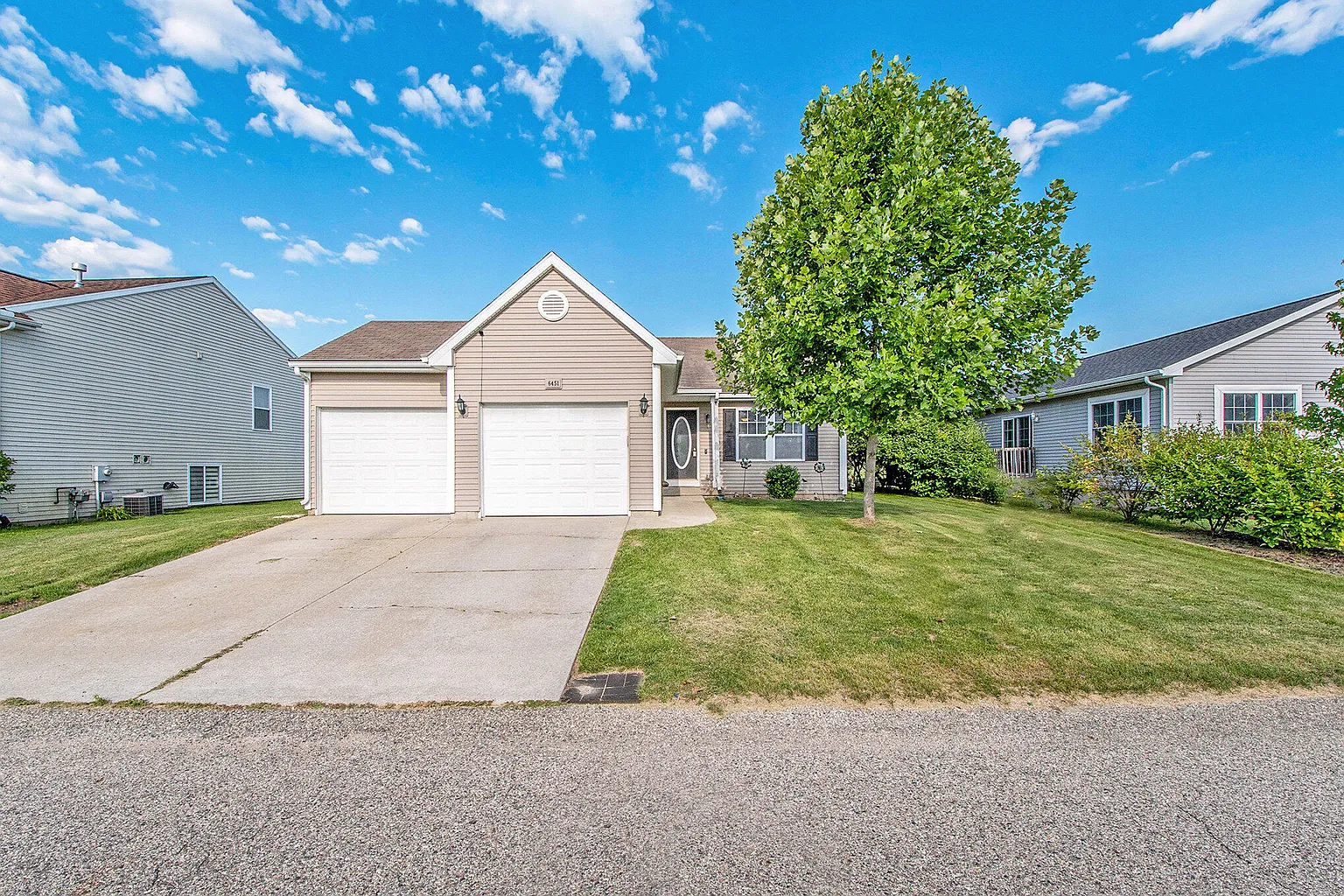 6451 Kodiak Dr SE photo 1