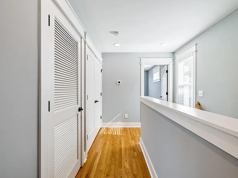 530 Edwin St #10 — Photo 30