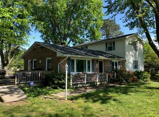 395 Pine Point Dr, Heathsville, VA 22473