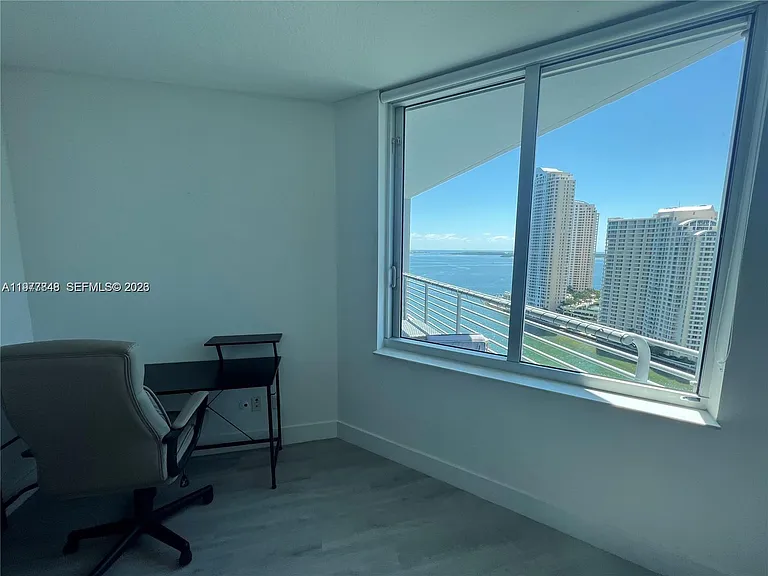 325 S Biscayne Blvd #2415 — Photo 6