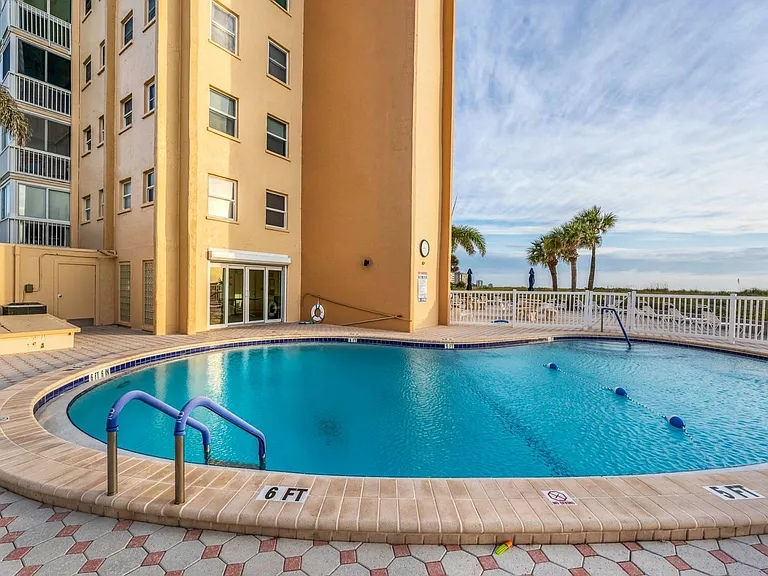 1255 Tarpon Center Dr #515 — Photo 31