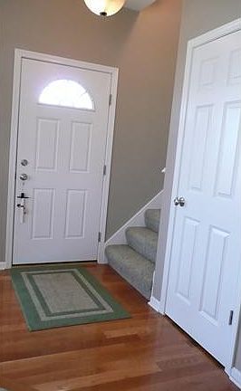 2nd image of 601 E Anhinga Dr