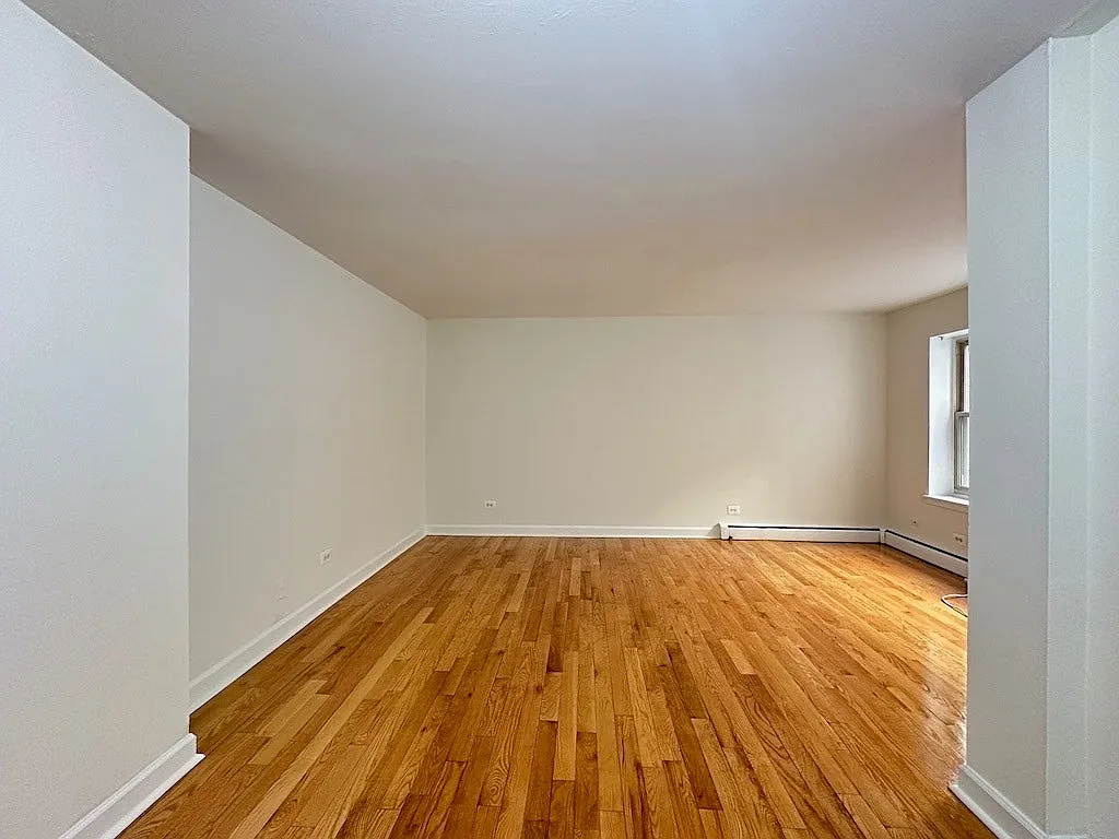 6830 North Sheridan Road, Unit 269 — Photo 3