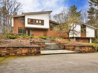 241 Tower Rd, Lincoln, MA 01773