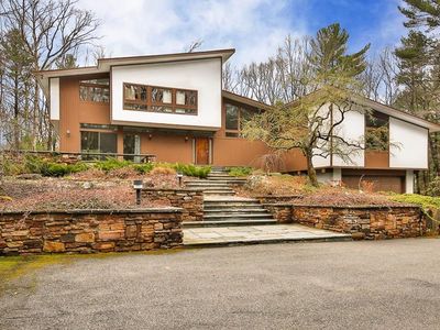 241 Tower Rd, Lincoln, MA, 01773