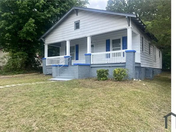 610 Holt Ave, Greensboro, NC 27405