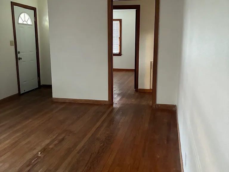 Entryway & Living Room