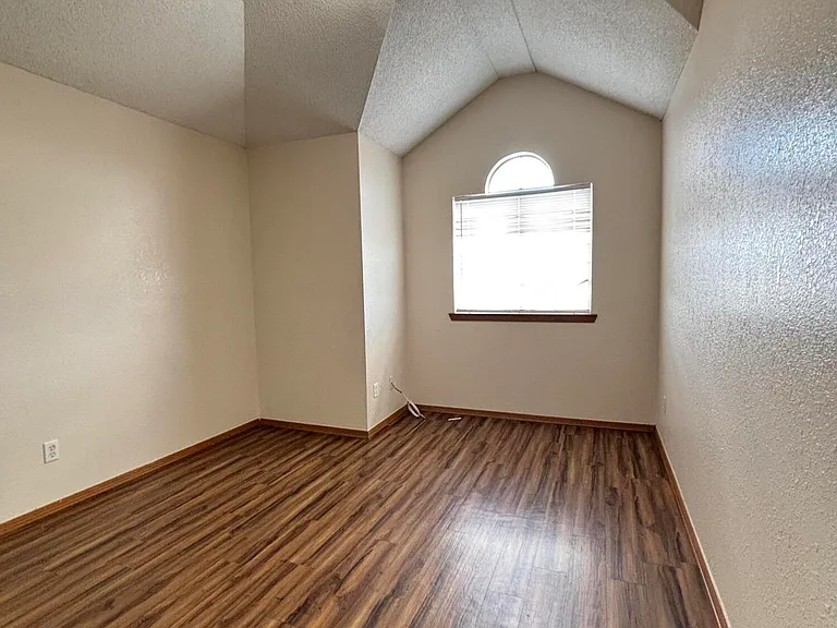 7440 Luz De Lumbre Ave — Photo 18