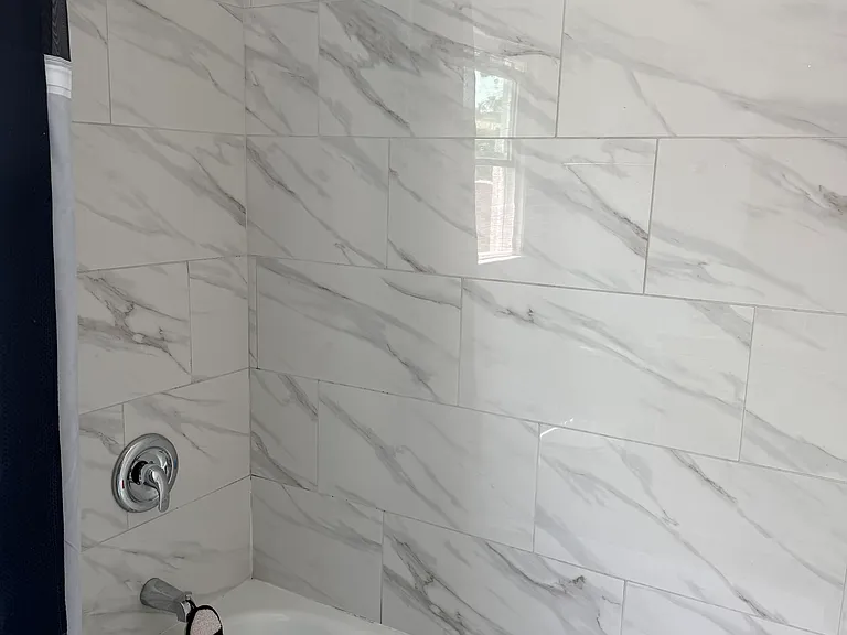 146 N Cedros Ave — Photo 13