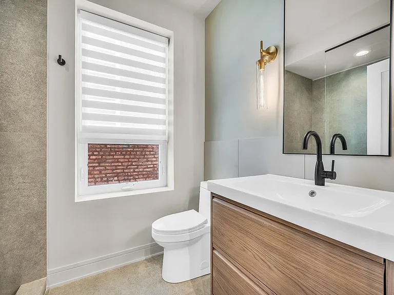 3701 W Dickens Ave #1 — Photo 8