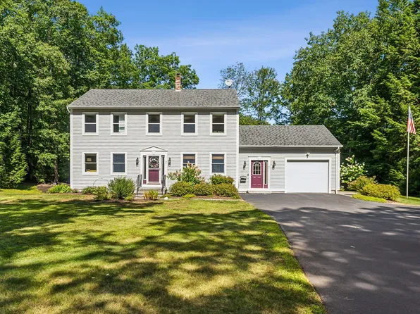 7 Deer Run Drive, Gorham, ME 04038