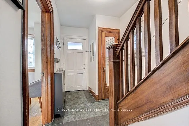3 bed, $4,900 — Photo 2