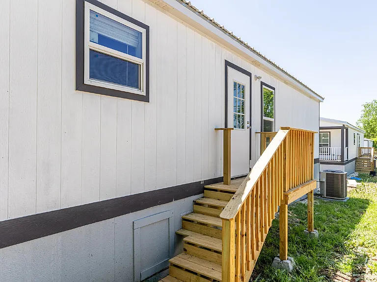 193 Live Oaks St #1 — Photo 20
