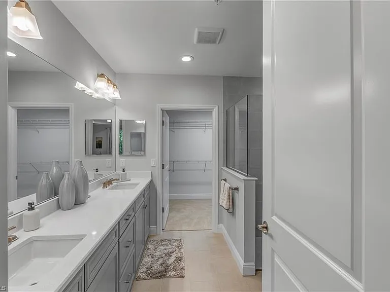 2640 Seychelles Cir #2802 — Photo 24