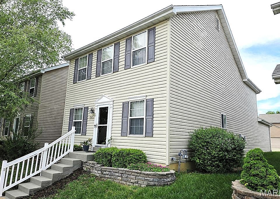 1st image of 713 Waler Dr