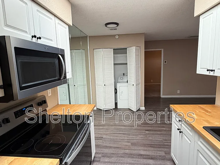 501 W Tonopah Dr #7 — Photo 9