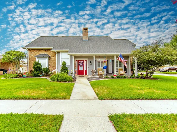 305 Chantilly Dr, Houma, LA 70360