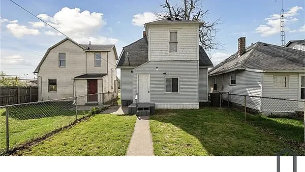 923 Stillman St — Photo 12