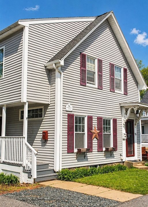 1st image of 40 Wright St