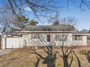 408 Gray Road, Falmouth, ME 04105