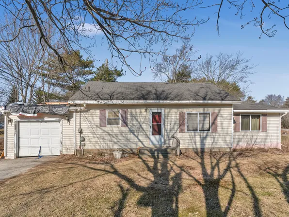 408 Gray Road, Falmouth, ME 04105