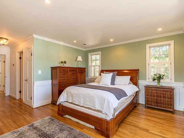 4515 Yuma St NW — Photo 16