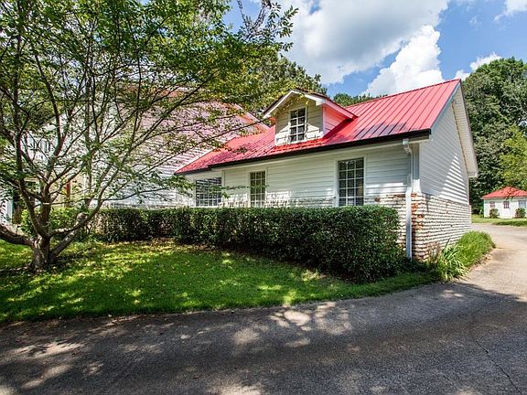 4th image of 6099 Shallow Wood Ln