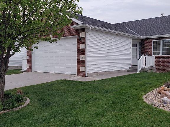 3rd image of 8331 S Tularosa Ct