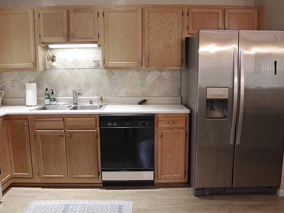 3rd image of 8753 Carrousel Park Cir Unit 98