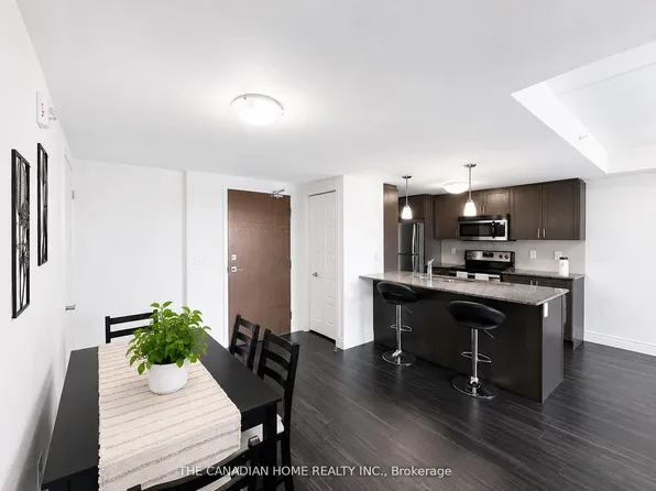 17 Kay Cres #207, Guelph, ON N1L 0P1