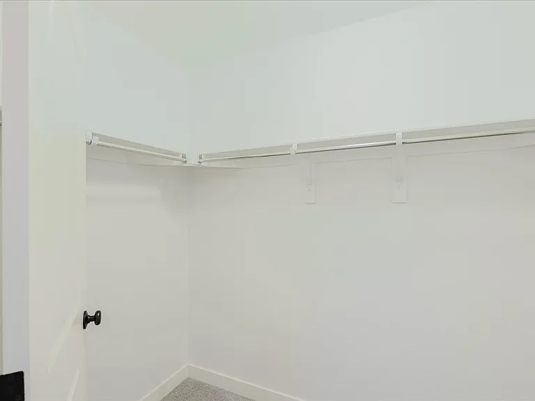 2225 Lombardy St — Photo 19