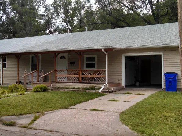 1628 N Madison St, Junction City, KS 66441