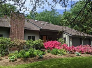 595 Sugar Rd, Bolton, MA 01740