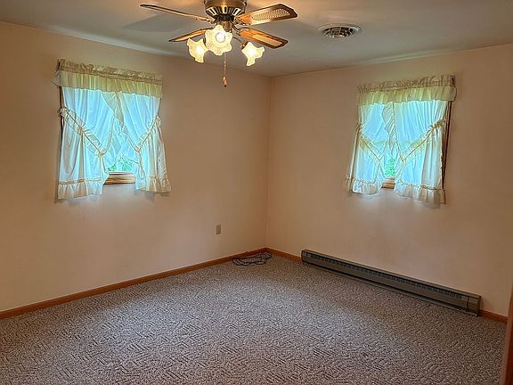 5th image of 2935 Parmiter Rd #29