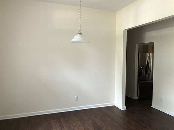 4th image of 9206 Royal Highlands Ct