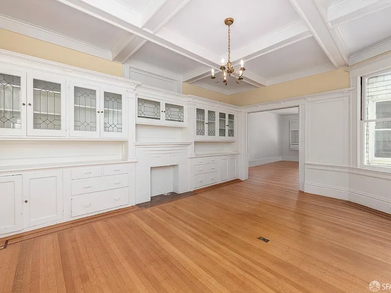3877 Jackson St — Photo 11