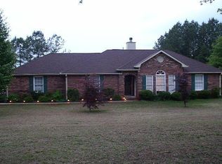105 Creek Dr, Locust Grove, GA 30248