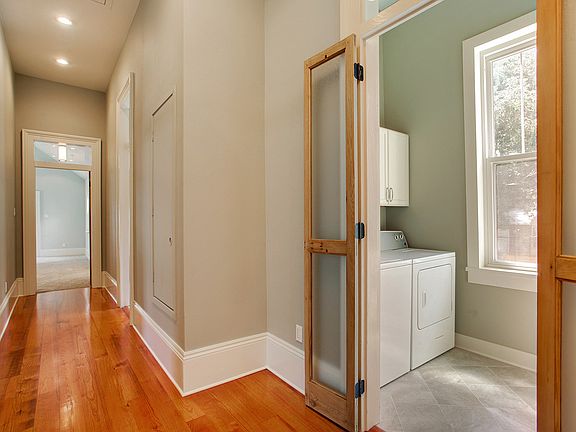 5th image of 322 S Gayoso St