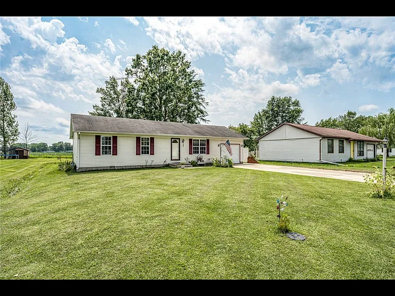 14103 E Southwind Dr — Photo 2