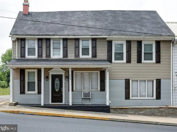 325 Market St, Halifax, PA 17032