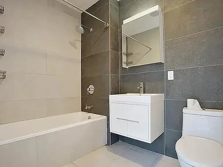 530 Lafayette Ave #1F — Photo 5