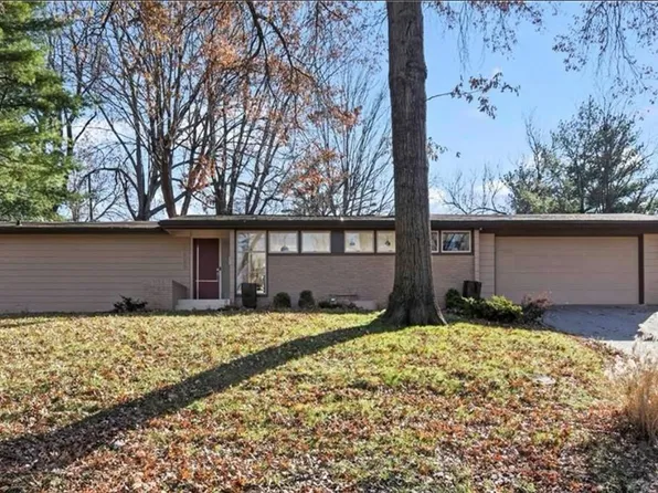 6609 Nall Dr, Mission, KS 66202