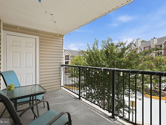 4th image of 3307 Wyndham Cir APT 2158