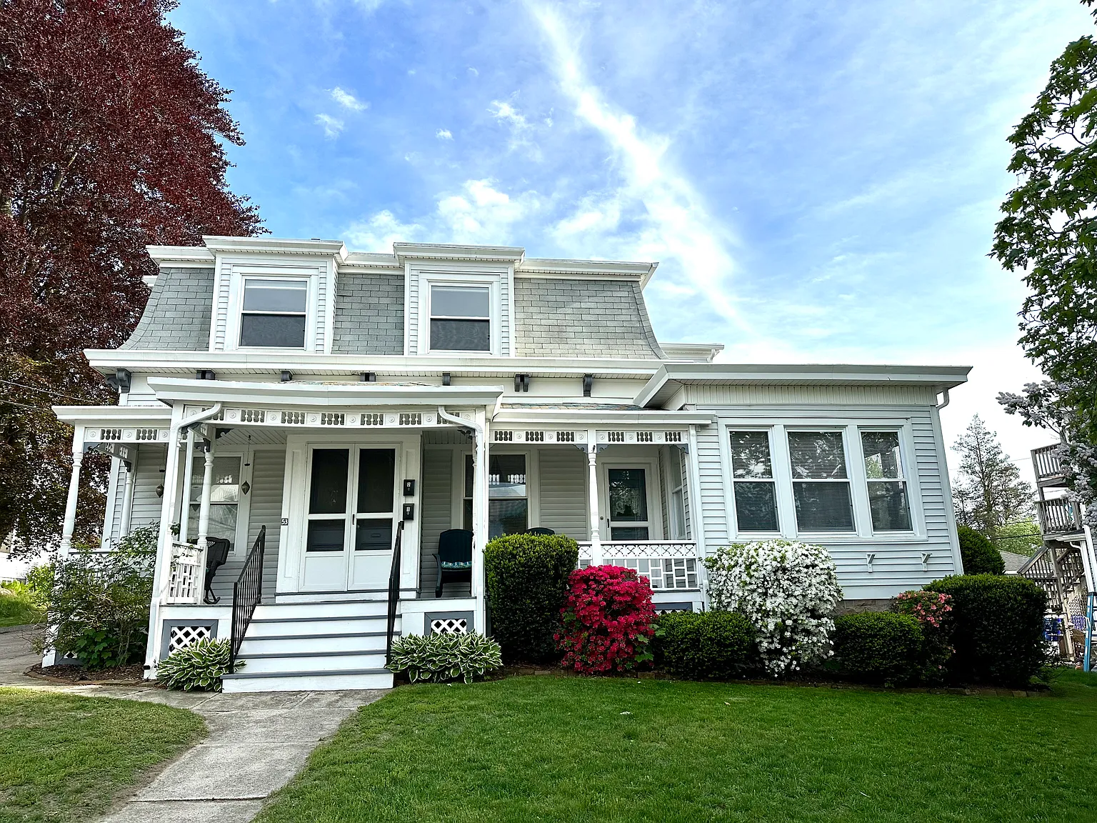 3 bed, 1086 sqft, $2,400 — Photo 1