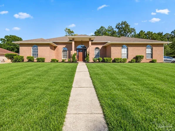 3000 Ashbury Ln, Cantonment, FL 32533